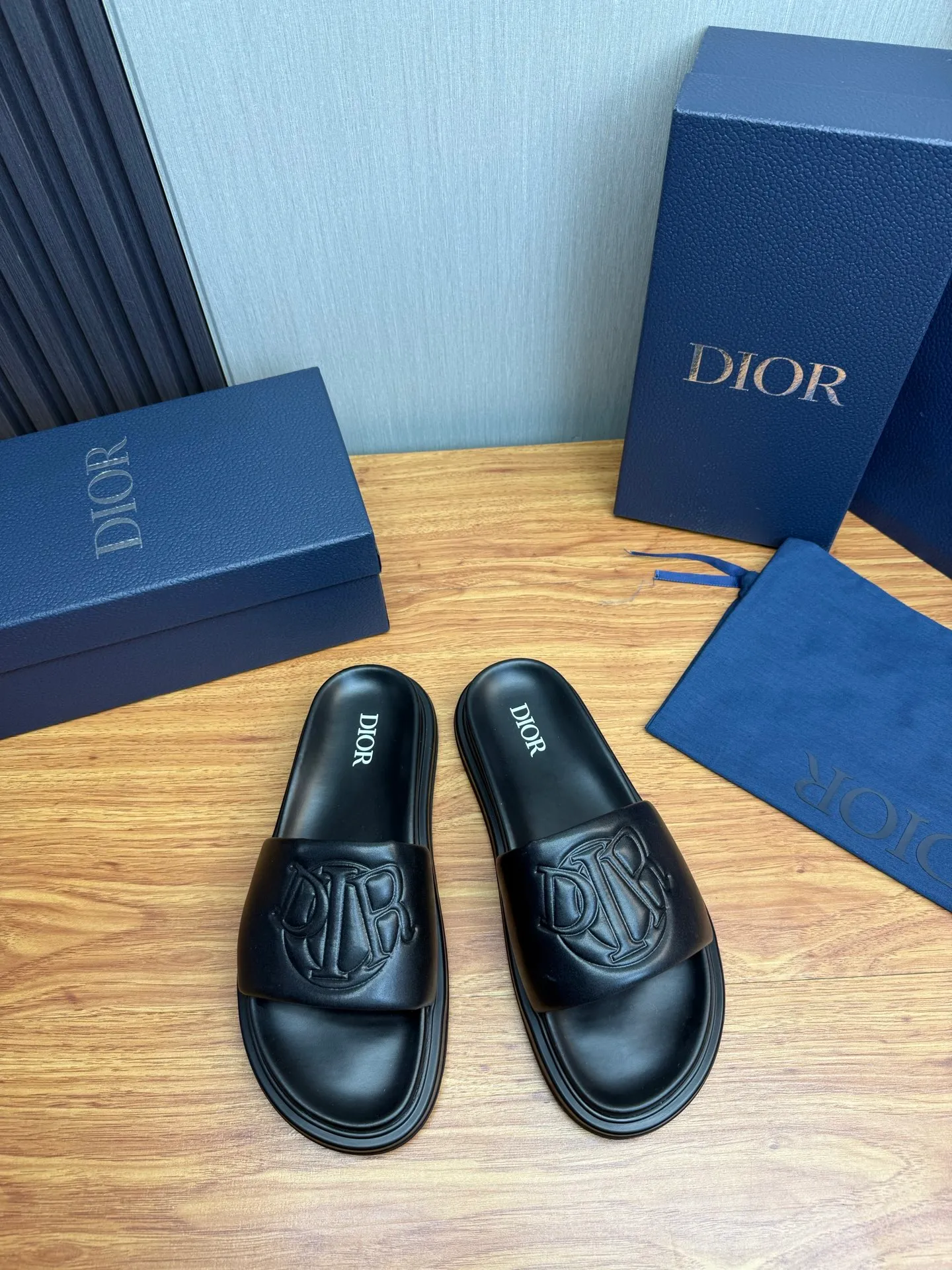 Men's shoes 280💰 Dior. Men's slippers🩴Official website 1:1 production 38-45 yards 45 46 🉑️Customized original material shipped✅